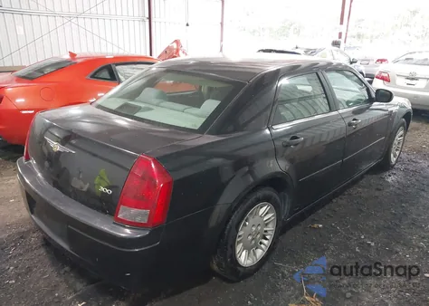 2006 Chrysler 300 z USA, uszkodzony, nr VIN 2C3KA43R06H211764